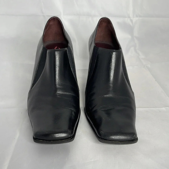 NINE WEST Black Square Toe Bootie Shoes Leather Heel High Vamp Witchy Size 7.5 - Picture 4 of 13